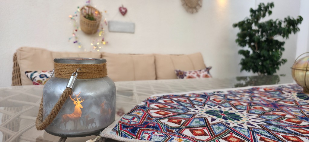 Huzurlu Bahçe ve Veranda Detayı